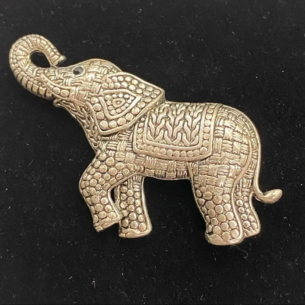 Elegant Elephant Brooch patchwork design w black rhinestone eye Pin silver tone